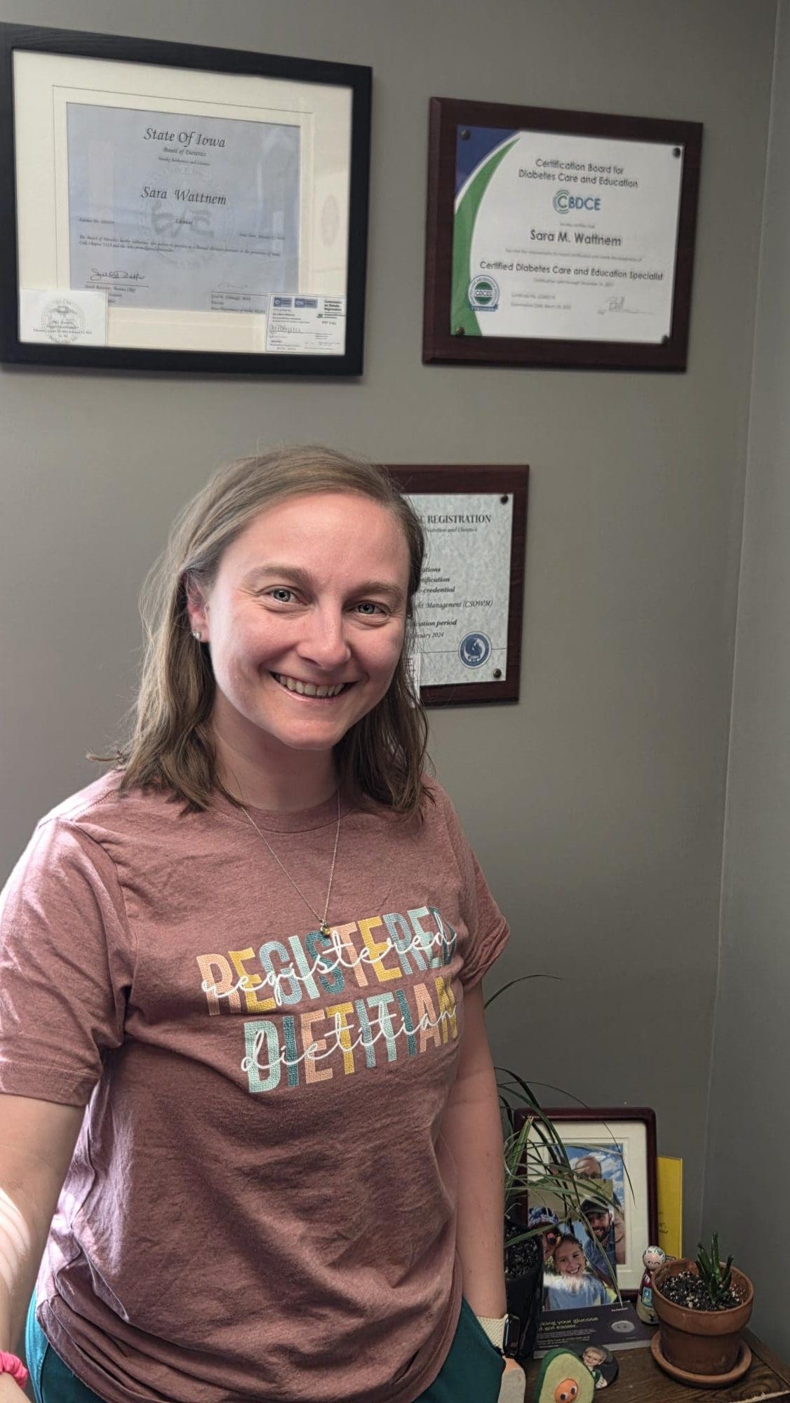 VINTON, IOWA DIABETES EDUCATION PROGRAM MERITS ADA RECOGNITION, Woman smiling at camera